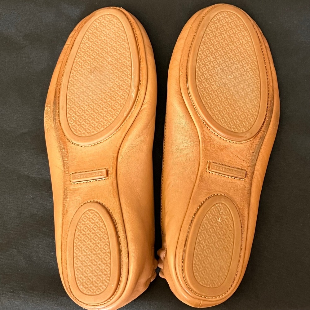 Tory Burch Eleanor Ballet Flats Tan Leather Gold Logo Round Toe Women Size 9 - Picture 8 of 11